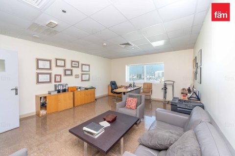 Oficina en alquiler en Al Furjan, Dubai, EAU 622.6 m2 № 669770 - foto 2