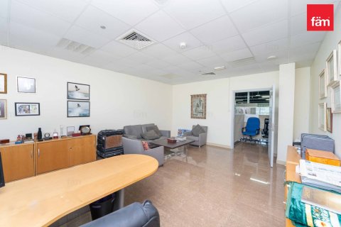 Oficina en alquiler en Al Furjan, Dubai, EAU 622.6 m2 № 669770 - foto 12
