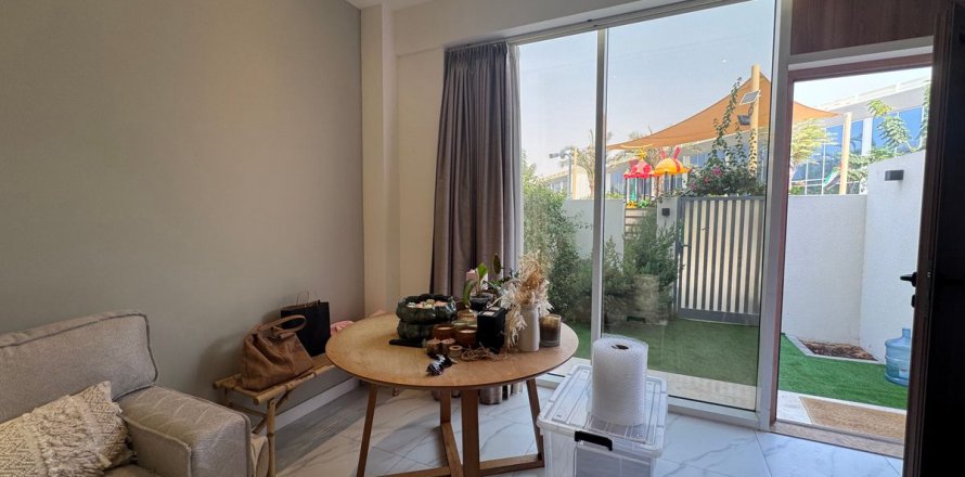 Radhus i Dubai, UAE 1 sovrum, 80.8 kvm Nr. 727556