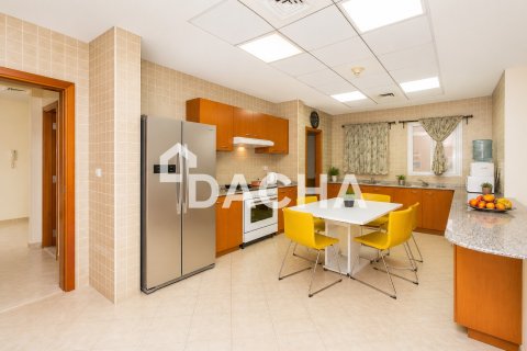 Leilighet til salgs i Motor City, Dubai, Emiratene 3 soverom, 412 kvm Nr. 713666 - Foto 9