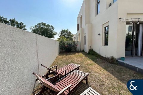 Reem, Dubai, UAE의 임대용 빌라 침실 3개, 212제곱미터 번호 668429 - 사진 18