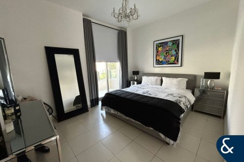 Reem, Dubai, UAE의 임대용 빌라 침실 3개, 212제곱미터 번호 668429 - 사진 13