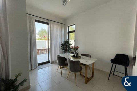 Reem, Dubai, UAE의 임대용 빌라 침실 3개, 212제곱미터 번호 668429 - 사진 6