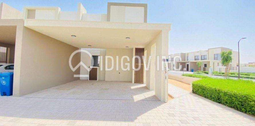 Σπίτι σε Dubai Land, Dubai, ΗΑΕ 4 υπνοδωμάτια, 1137 τ.μ. Αρ. 680686