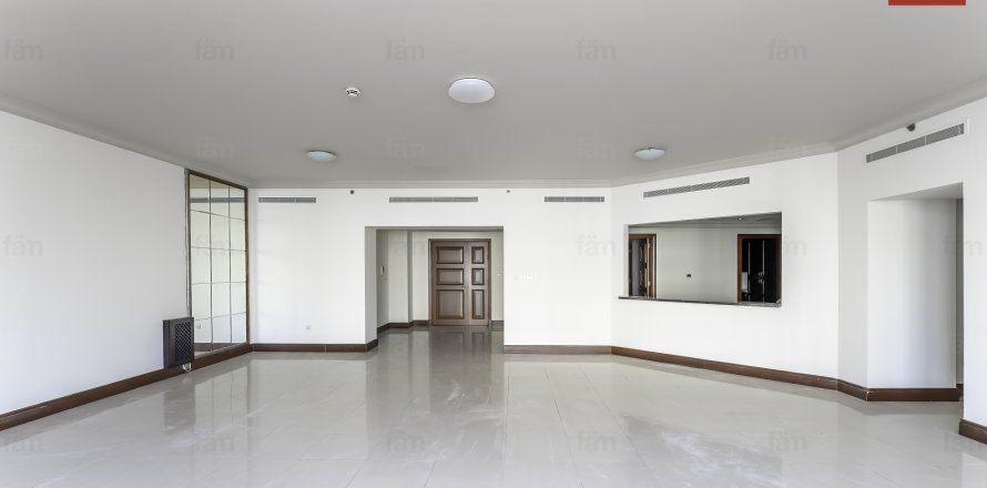 Apartment in Palm Jumeirah, Dubai, UAE 3 bedrooms, 309.1 sq.m. № 634896