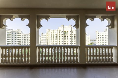 Apartment in Palm Jumeirah, Dubai, UAE 3 bedrooms, 309.1 sq.m. № 634896 - photo 7