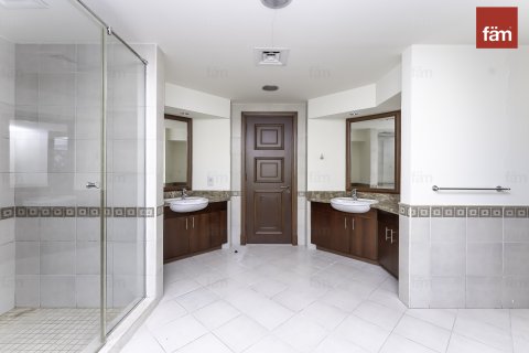 Apartment in Palm Jumeirah, Dubai, UAE 3 bedrooms, 309.1 sq.m. № 634896 - photo 14