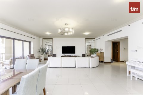 Apartamento para arrendamento em Palm Jumeirah, Dubai, EAU 3 quartos, 309.1 m2 № 634896 - foto 4