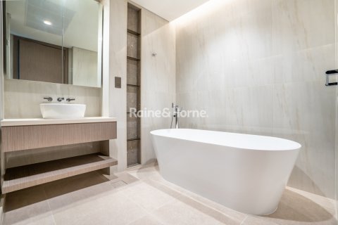 Apartman u gradu Business Bay, Dubai, UAE 3 spavaće sobe, 160.8 m2 Br. 707613 - Slika 10