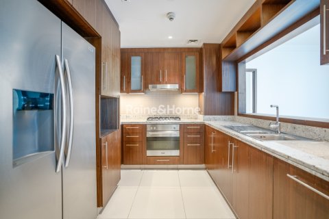 Apartemen di Downtown Dubai (Downtown Burj Dubai), UEA 2 kamar tidur, 186.3 m2 nomor 707615 - foto 3