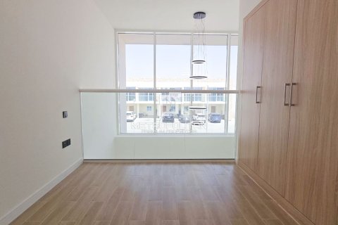 Зняти в оренду таунхаус в Rukan, Дубай, ОАЕ 2 спальні, 107м2, № 665523 - фото 15