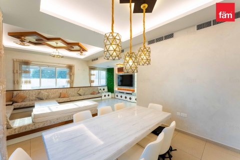 Villa zur Miete in Dubai, VAE 5 Schlafzimmer, 632.5 m2 Nr. 662429 - Foto 9