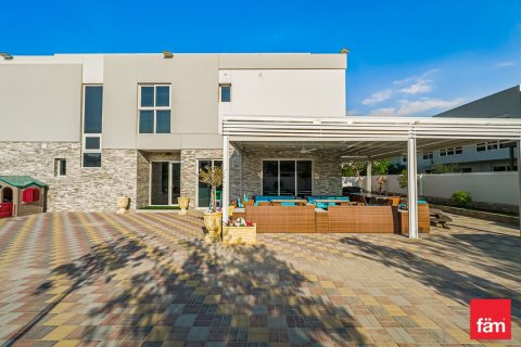 Villa zur Miete in Dubai, VAE 6 Schlafzimmer, 632.5 m2 Nr. 662429 - Foto 23