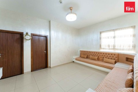 Villa zur Miete in Dubai, VAE 5 Schlafzimmer, 632.5 m2 Nr. 662429 - Foto 13