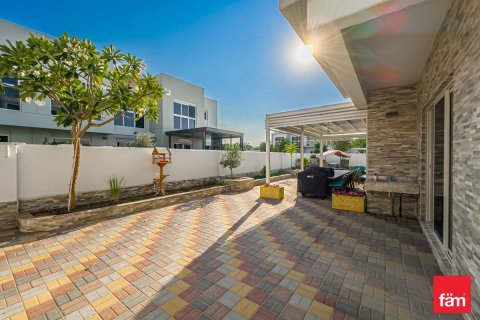 Villa zur Miete in Dubai, VAE 5 Schlafzimmer, 632.5 m2 Nr. 662429 - Foto 16