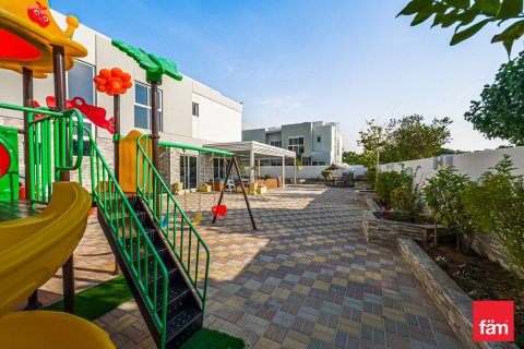 Villa zur Miete in Dubai, VAE 5 Schlafzimmer, 632.5 m2 Nr. 662429 - Foto 30