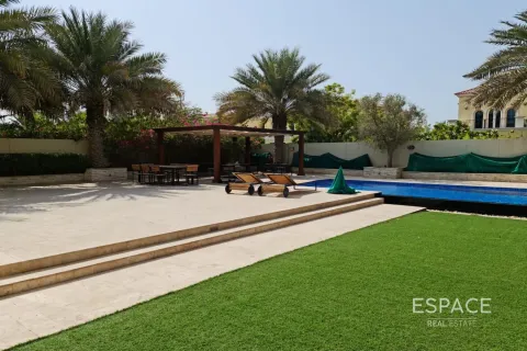 Villa in affitto a Dubai, EAU 3 camere da letto, 328 mq. № 652582 - foto 7