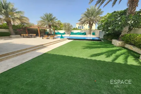 Villa in affitto a Dubai, EAU 3 camere da letto, 328 mq. № 652582 - foto 18