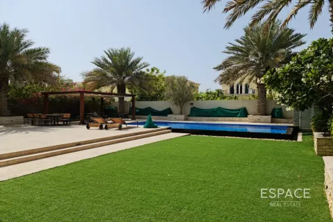 Villa in affitto a Dubai, EAU 3 camere da letto, 328 mq. № 652582 - foto 8