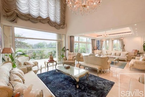 Vilë në Jumeirah Islands, Dubai, Emiratet e Bashkuara Arabe 4 dhoma gjumi, 819 m2. № 680704 - Foto 2