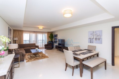 Apartment sa Palm Jumeirah, Dubai, UAE 2 silid-tulugan, 178.7 sq.m. № 641279 - larawan 2