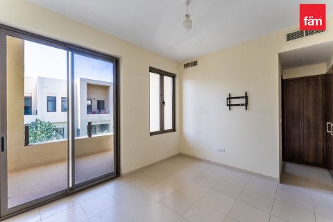 Зняти в оренду таунхаус в Рим, Дубай, ОАЕ 3 спальні, 198.4м2, № 655774 - фото 8