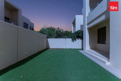 Зняти в оренду таунхаус в Рим, Дубай, ОАЕ 3 спальні, 198.4м2, № 655774 - фото 16