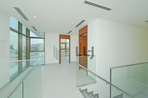 Townhouse sa Abu Dhabi, UAE 4 silid-tulugan, 452.8 sq.m. № 670005 - larawan 14