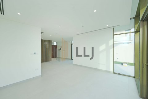 Townhouse sa Abu Dhabi, UAE 4 silid-tulugan, 452.8 sq.m. № 670005 - larawan 5