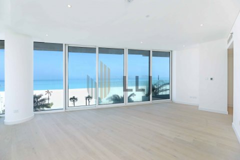 Зняти в оренду квартиру на Остров Саадият, Абу-Даби, ОАЕ 3 спальні, 306.9м2, № 670007 - фото 1