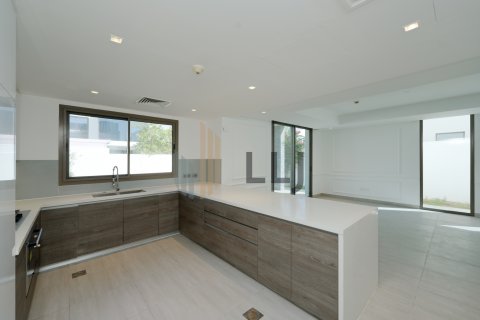 Üürile anda villa on the Yas Island, Abu Dhabi, AÜE: 4 magamistoaga, 450 m² Nr 670004 - pilt 16