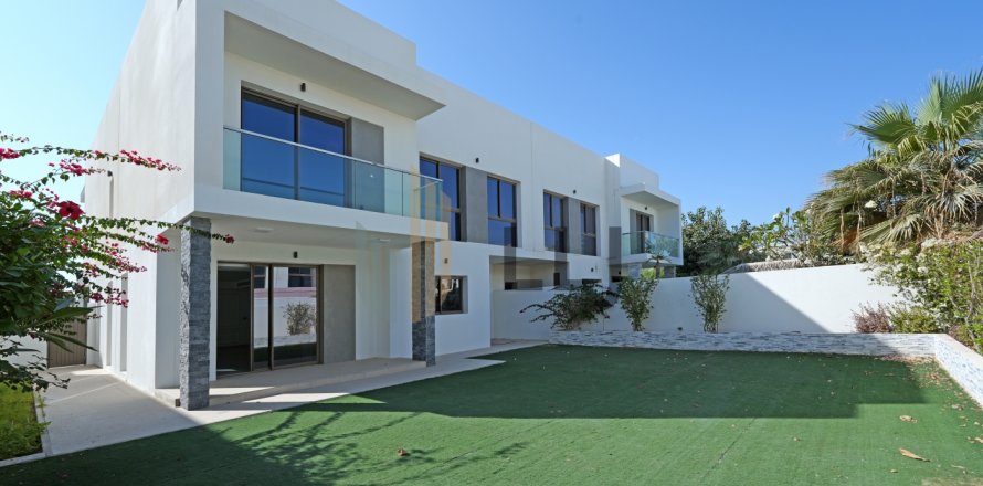 Villa on the Yas Island, Abu Dhabi, AÜE: 4 magamistoaga, 450 m² Nr 670004
