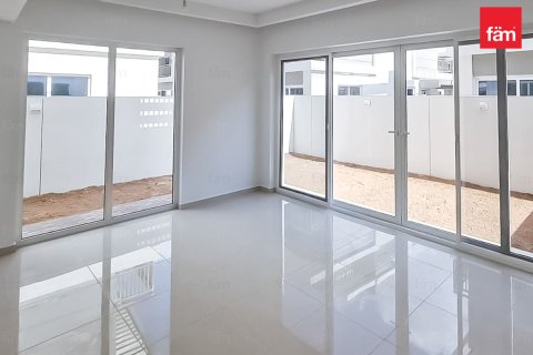 Таунхаус Дубай, БАӘ-да 4 жатын бөлмелер, 170.2 м² № 712734 - фото 5