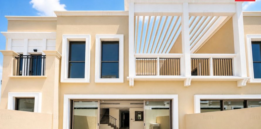 Villetta a schiera a Dubai, EAU 4 camere da letto, 144 mq. № 740298