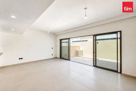 Villetta a schiera in vendita a Dubai, EAU 4 camere da letto, 144 mq. № 740298 - foto 4