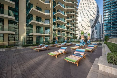 Apartamento en venta en Business Bay, Dubai, EAU 2 dormitorios, 108 m2 № 642796 - foto 17