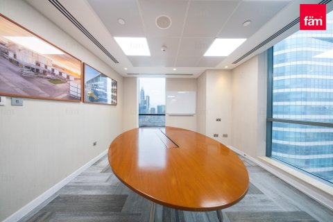 Dubai, BAE’de kiralık ofis 846.3 m&sup2; No 696813 - fotoğraf 28