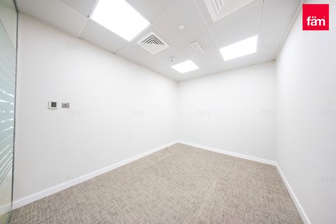 Dubai, BAE’de kiralık ofis 846.3 m&sup2; No 696813 - fotoğraf 8