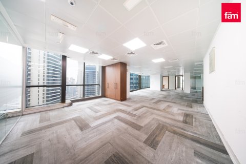 Dubai, BAE’de kiralık ofis 846.3 m&sup2; No 696813 - fotoğraf 29