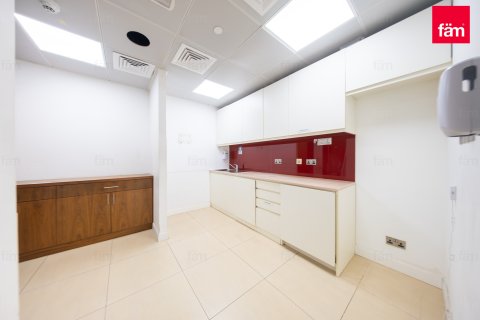 Dubai, BAE’de kiralık ofis 846.3 m&sup2; No 696813 - fotoğraf 20