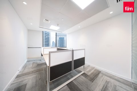Dubai, BAE’de kiralık ofis 846.3 m&sup2; No 696813 - fotoğraf 18