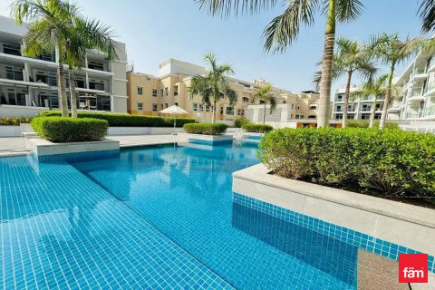 Пәтер Дубай, БАӘ-да 1 жатын бөлме, 97.6 м² № 696815 - фото 12