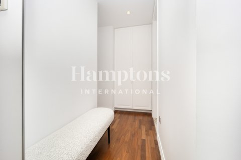 Apartament de închiriat în Burj Khalifa, Dubai, EAU 1 dormitor, 76.73973606 mp.  №651442 - poză 10