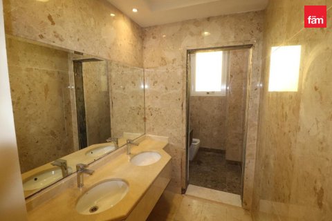 Al Barsha, Dubai, UAE의 임대용 빌라 침실 6개, 1393.5제곱미터 번호 766615 - 사진 13