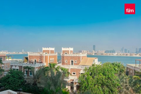 Apartament de vânzare în Palm Jumeirah, Dubai, EAU 2 dormitoare, 186.5 mp.  №640427 - poză 1