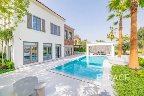 Villa en venta en Jumeirah Golf Estates, Dubai, EAU 5 dormitorios, 523 m2 № 649646 - foto 19