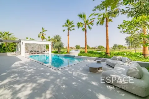 Villa en venta en Jumeirah Golf Estates, Dubai, EAU 5 dormitorios, 523 m2 № 649646 - foto 20