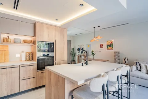 Casa urbana para venda em Jumeirah Village Circle, Dubai, EAU 2 quartos, 152 m2 № 649668 - foto 14