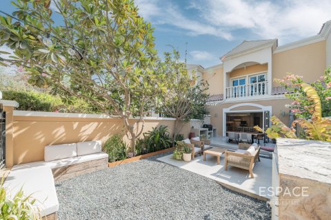 Shtëpi në qytet në Jumeirah Village Circle, Dubai, Emiratet e Bashkuara Arabe 2 dhoma gjumi, 152 m2. № 649668 - Foto 20