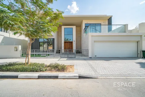 Al Furjan、Dubai、UAE にあるヴィラ販売中 4ベッドルーム、567 m2、No649666 - 写真 1